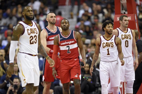James quyết định đi đến Bulls? Chalmos: Anh ấy và Wade & Ross không có chỗ cho hành vi phạm tội