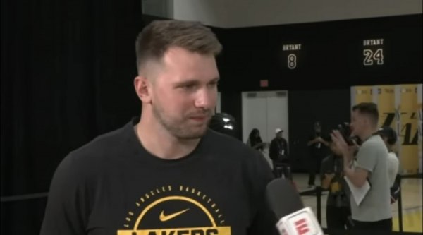 Doncic: Sức mạnh tổng thể của phương Tây quá mạnh, nhưng mục tiêu duy nhất của chúng tôi là giành ch