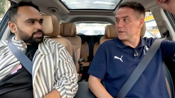 Dân số 1,4 tỷ! Owen: Với dân số và niềm đam mê bóng đá, Ấn Độ xứng đáng có một đội bóng hàng đầu